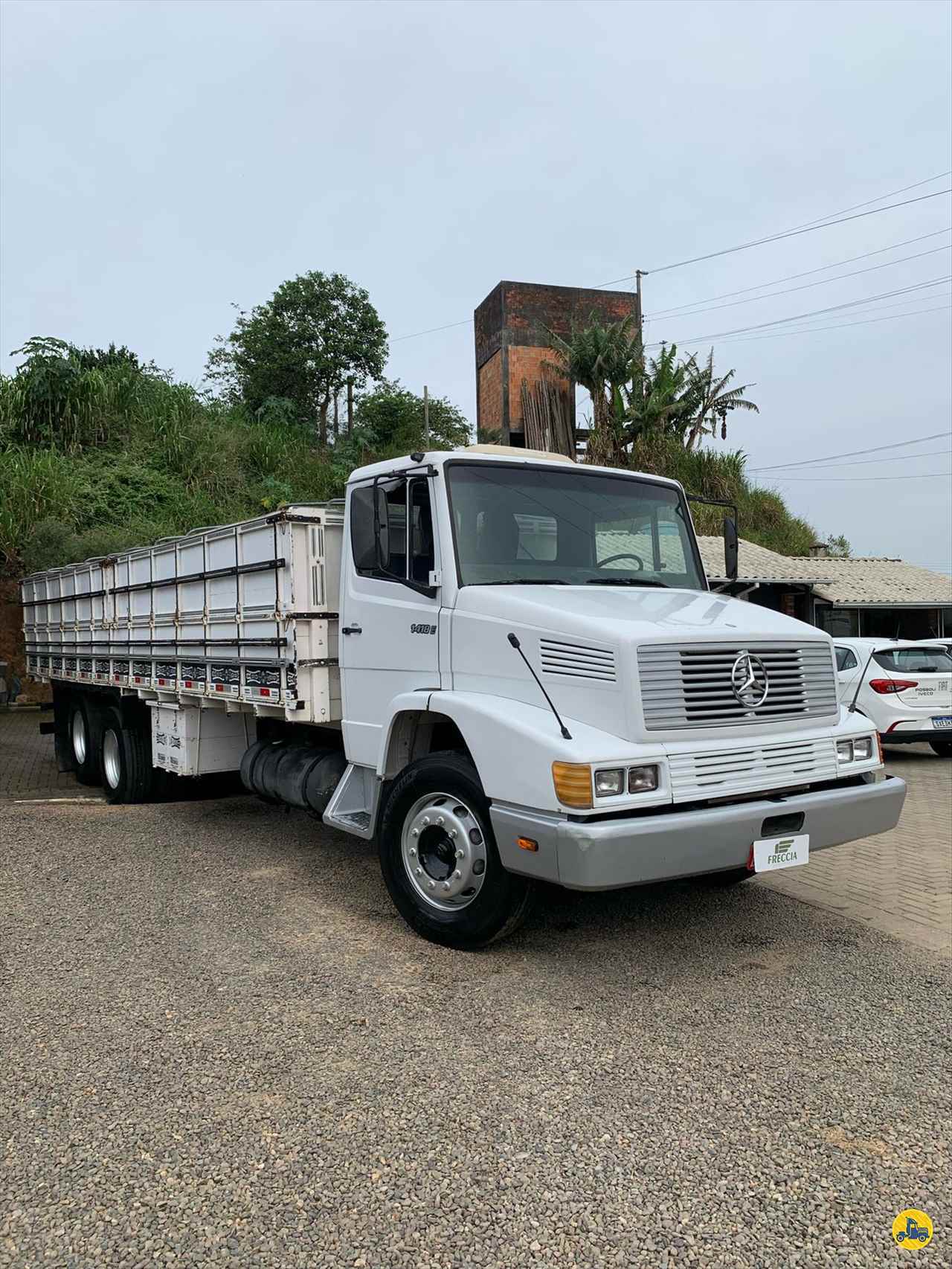 CAMINHAO MERCEDES-BENZ MB 1418 Graneleiro Truck 6x2 Freccia Caminhões JAGUARUNA SANTA CATARINA SC